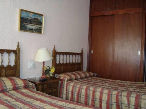 Hostal Salud Mérida Buitenkant foto
