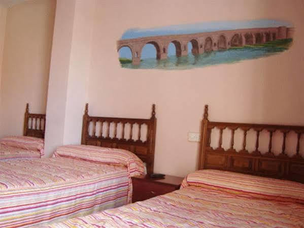 Hostal Salud Mérida Buitenkant foto